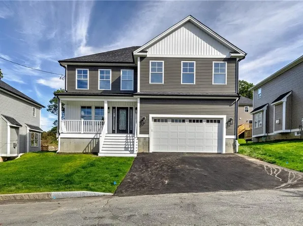 188 Saint Louis Ave, Woonsocket, RI 02895