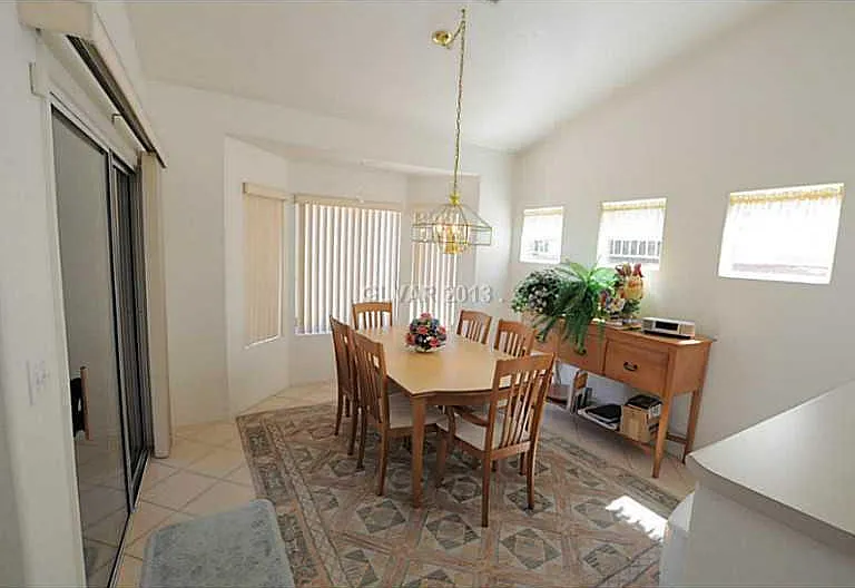 10801 Date Creek Ave — Photo 3