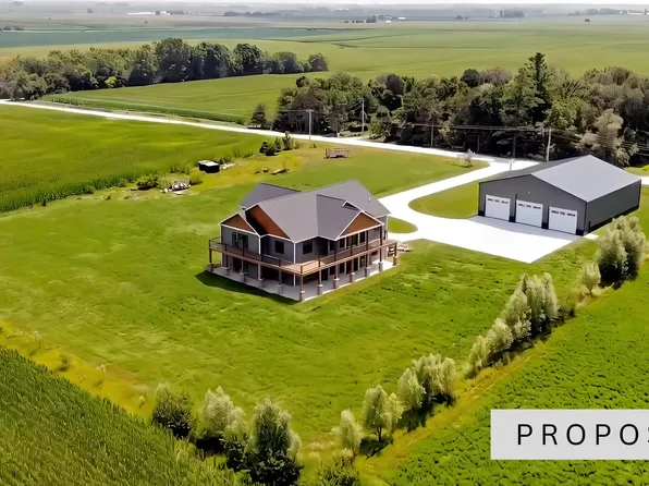 59353 170th St, Nevada, IA 50201