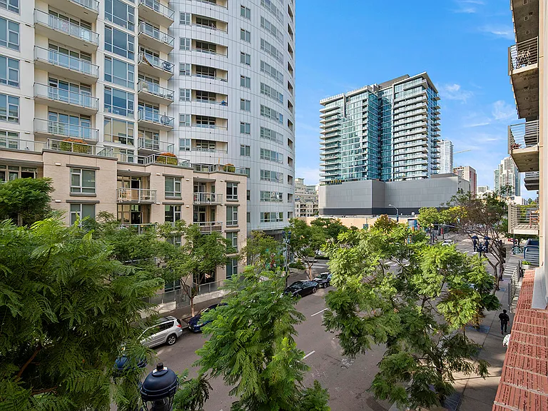 1050 Island Ave #317 — Photo 32