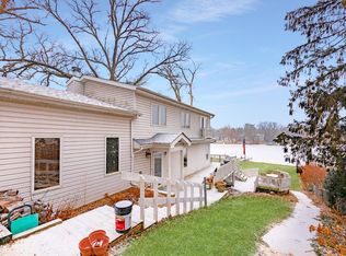 2021 Grove Ln, Cary, IL 60013