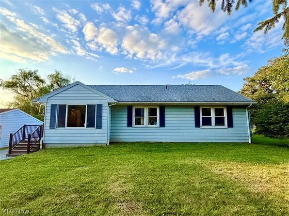 2930 Center Rd, Poland, OH 44514