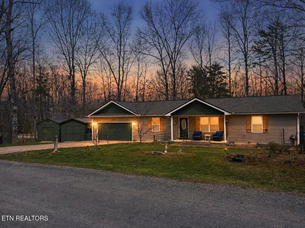 6610 Topez Dr, Crossville, TN 38572