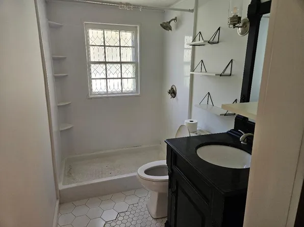 406 Isom St, Lancaster, SC 29720