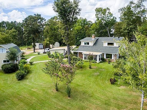 4th image of 401 Crystal Creek Dr