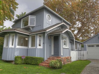 216 W Channel Rd, Santa Monica, CA, 90402