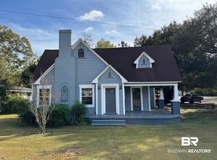 100 E 5th St, Bay Minette, AL 36507