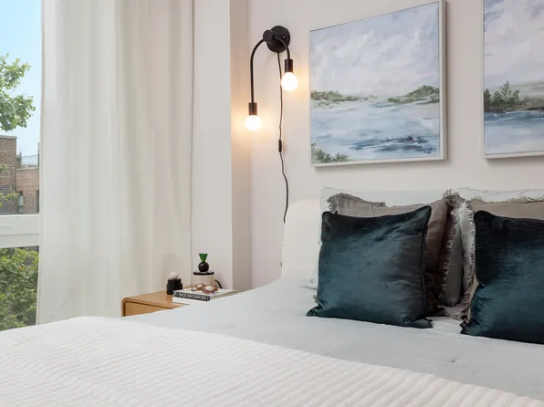 405 West 206th Street image 8 of 43