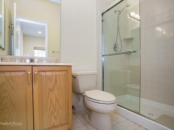 4th image of 19 Sagamore Dr #113