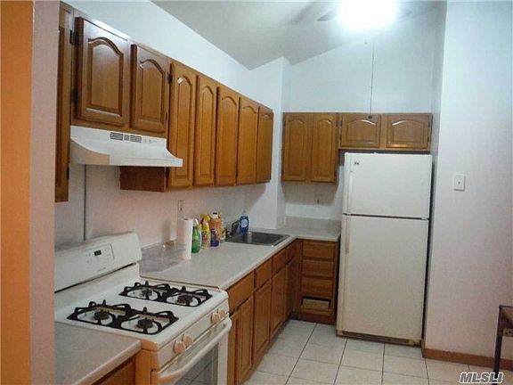 3rd image of 25702 Craft Ave