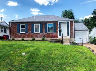 7147 Rhodes Ave, Saint Louis, MO 63123