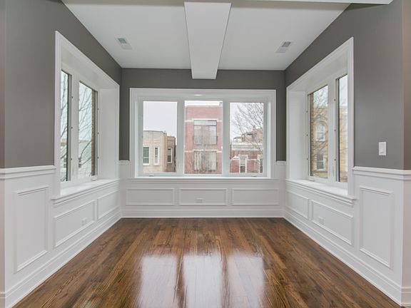 3rd image of 1004 N Francisco Ave #1