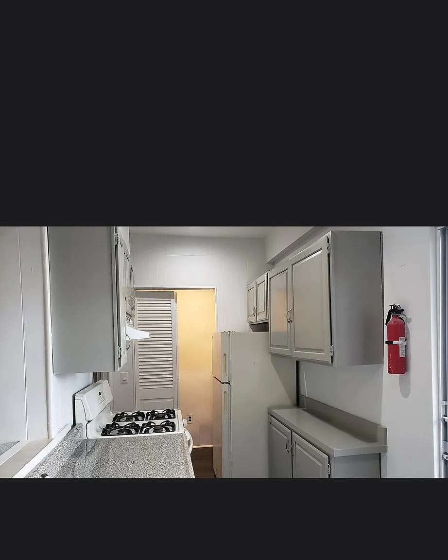 1bd/1bth With All Utilities Included Near Nyc Buses/Highway — Photo 2