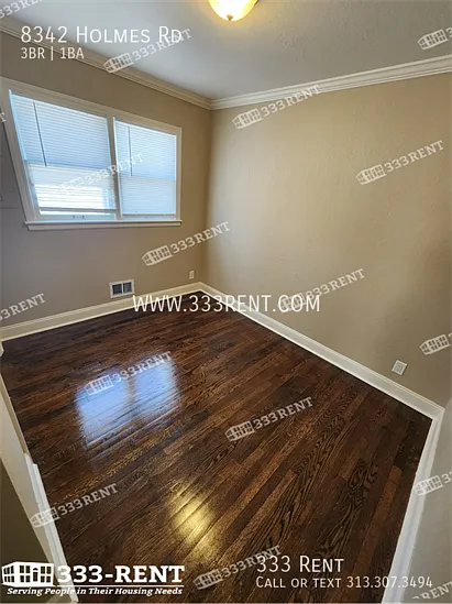 8342 Holmes Rd — Photo 13