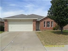 1st image of 412 Pineview Ln