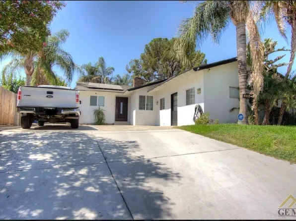2006 Kingston Pl, Bakersfield, CA 93306