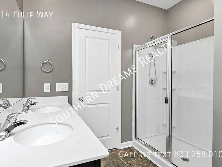 414 Tulip Way — Photo 26