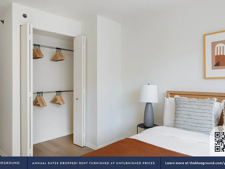 180 W 20th St #9C — Photo 13