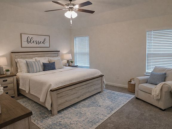 4th image of 409 Spur Rdg