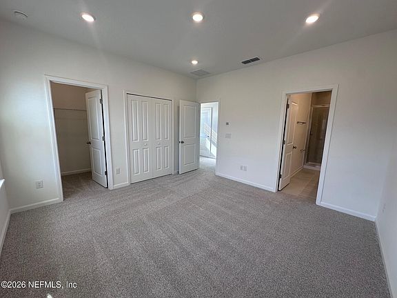 4th image of 184 WOOD BREEZE Way