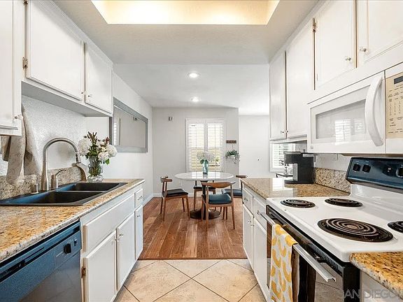 5th image of 2828 Famosa Blvd Unit 305