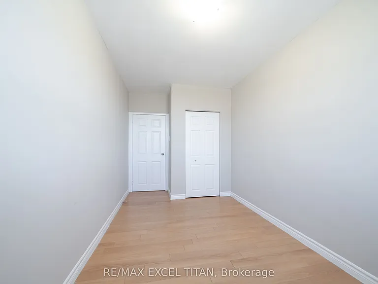 468 Ottawa St N #419-B — Photo 5