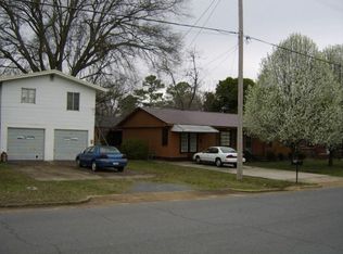 216 Andrew St, Albertville, AL 35950