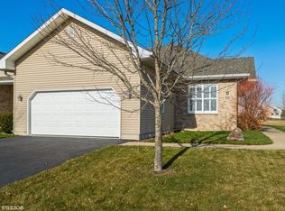 713 Winding Trl, Genoa, IL 60135