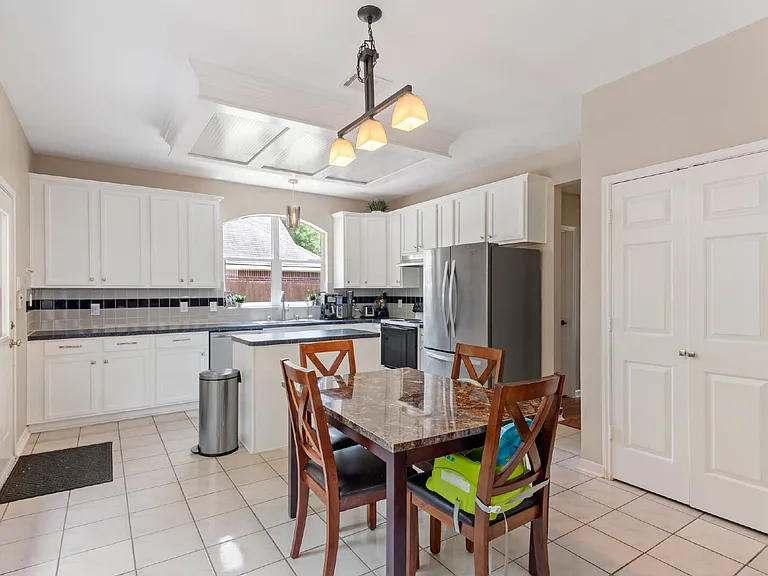 14618 Oxwick Cir — Photo 16
