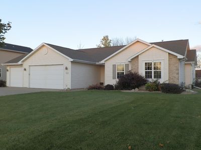 N2262 Holy Hill Dr, Greenville, WI, 54942