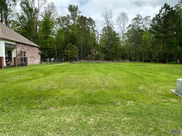 6157 Beechgrove Ln, Saint Francisville, LA 70775