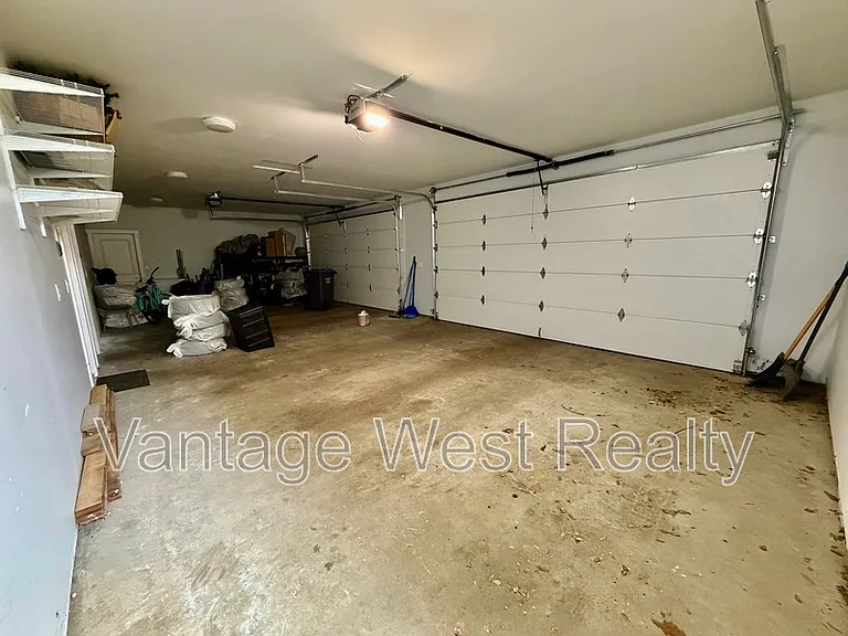 756 Glenwood Ave #2 — Photo 31