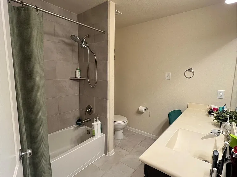 8315 Columbia Forest Dr — Photo 13
