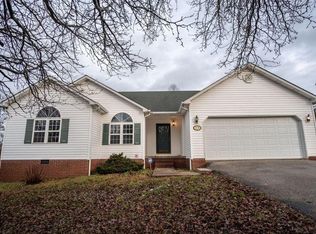 318 Hemlock Ln, London, KY 40744