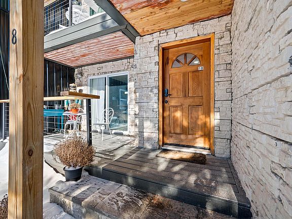 3rd image of 8 Thomas Street