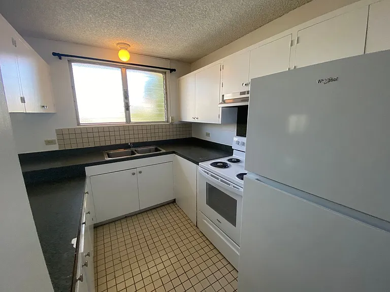 1741 Pali Hwy — Photo 1