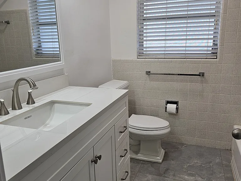 13863 River Forest Dr — Photo 12