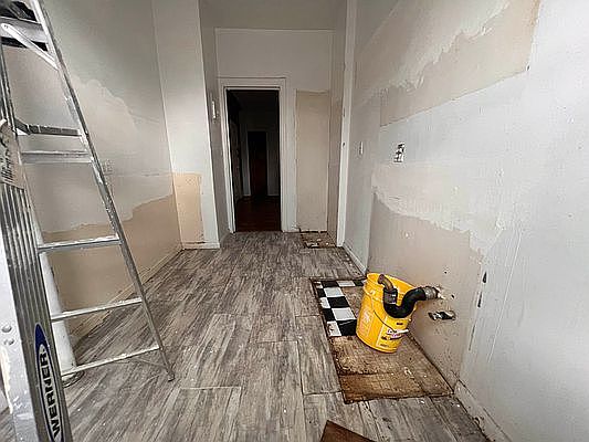 5th image of 3642 Broadway #5C