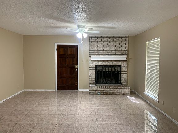 2nd image of 4802 Country Club Dr