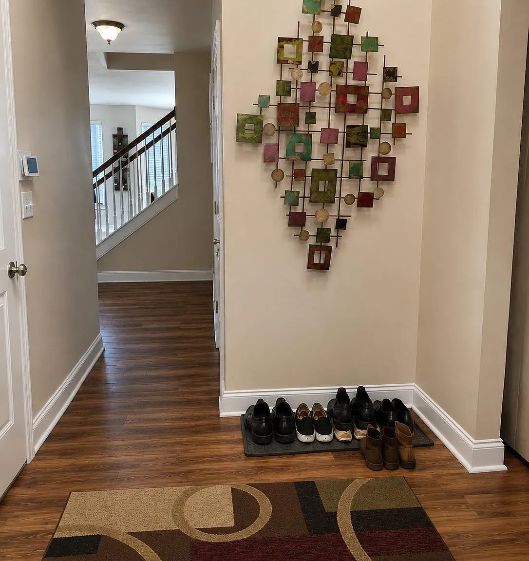 6 bed, 3800 sqft, $3,750 — Photo 3