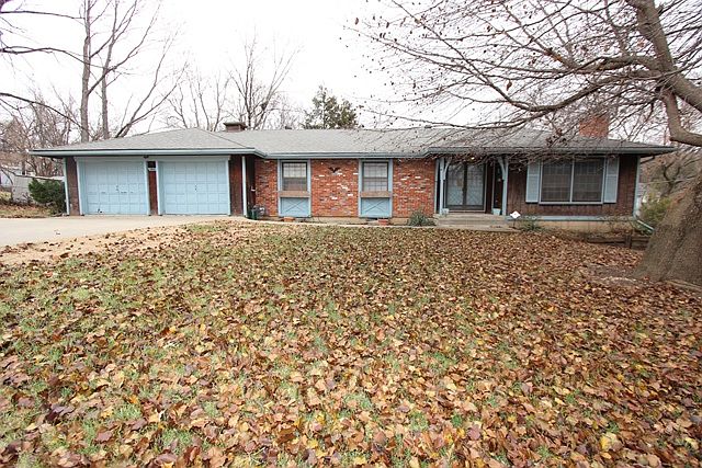 1st image of 3941 Crescent Ave