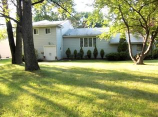 103 Martin Rd, Livingston, NJ 07039