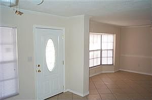 4th image of 10011 N 29th St