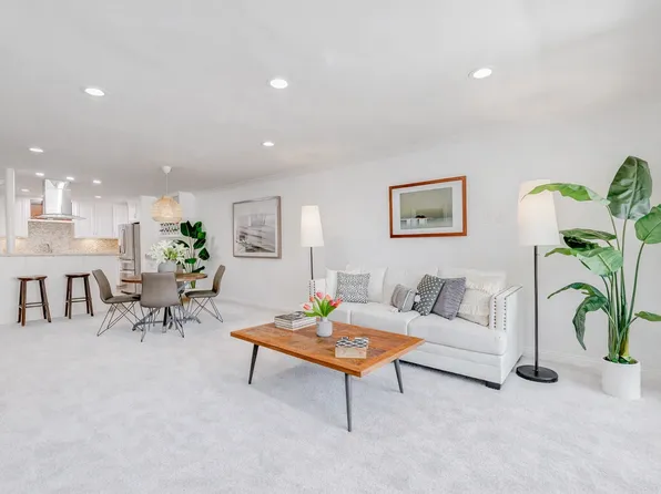 516 San Vicente Blvd Unit 208, Santa Monica, CA 90402