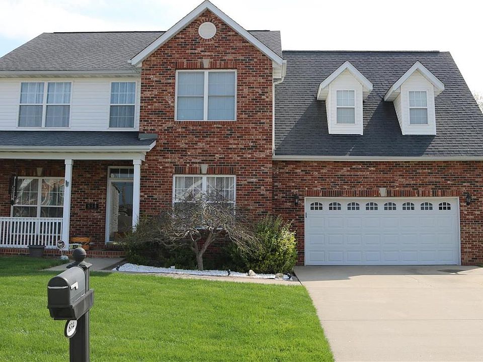 1st image of 834 Indian Creek Dr
