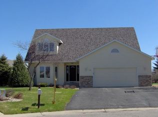 109 Buckingham Ct, Mankato, MN 56001