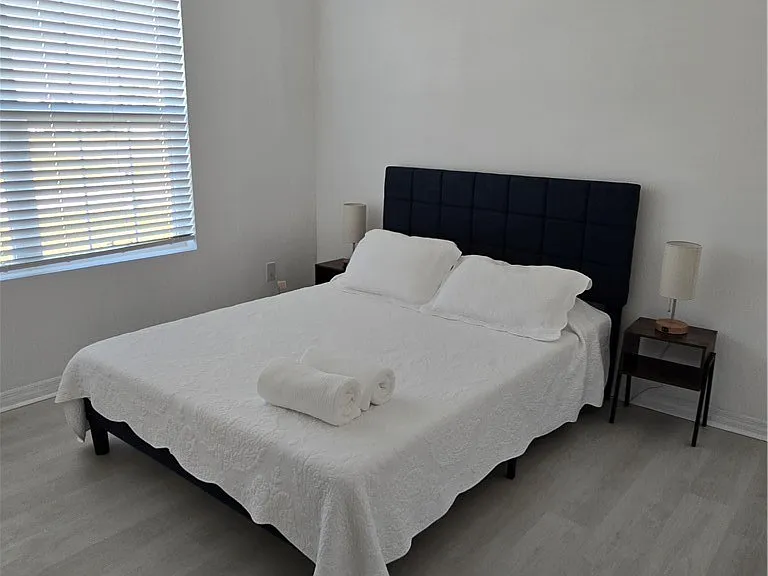 4325 SW 7th Ave — Photo 24