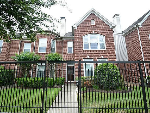 2nd image of 722 Memorial Heights Dr