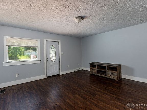 4th image of 4900 Genesee Ave