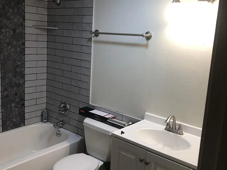 2601 W Broadway Blvd #182 — Photo 14